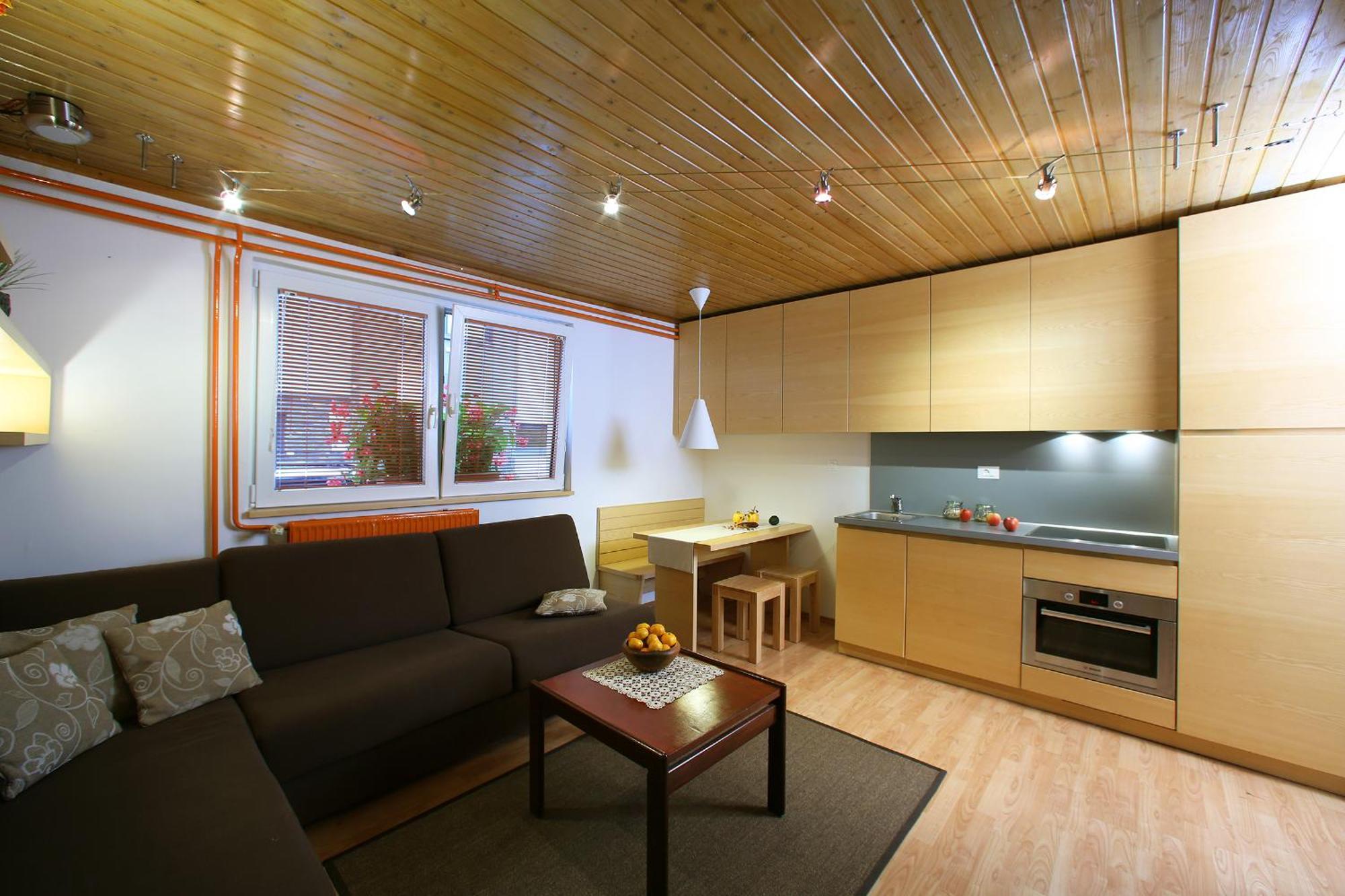 Apartment Bernik II クランスカゴーラ エクステリア 写真