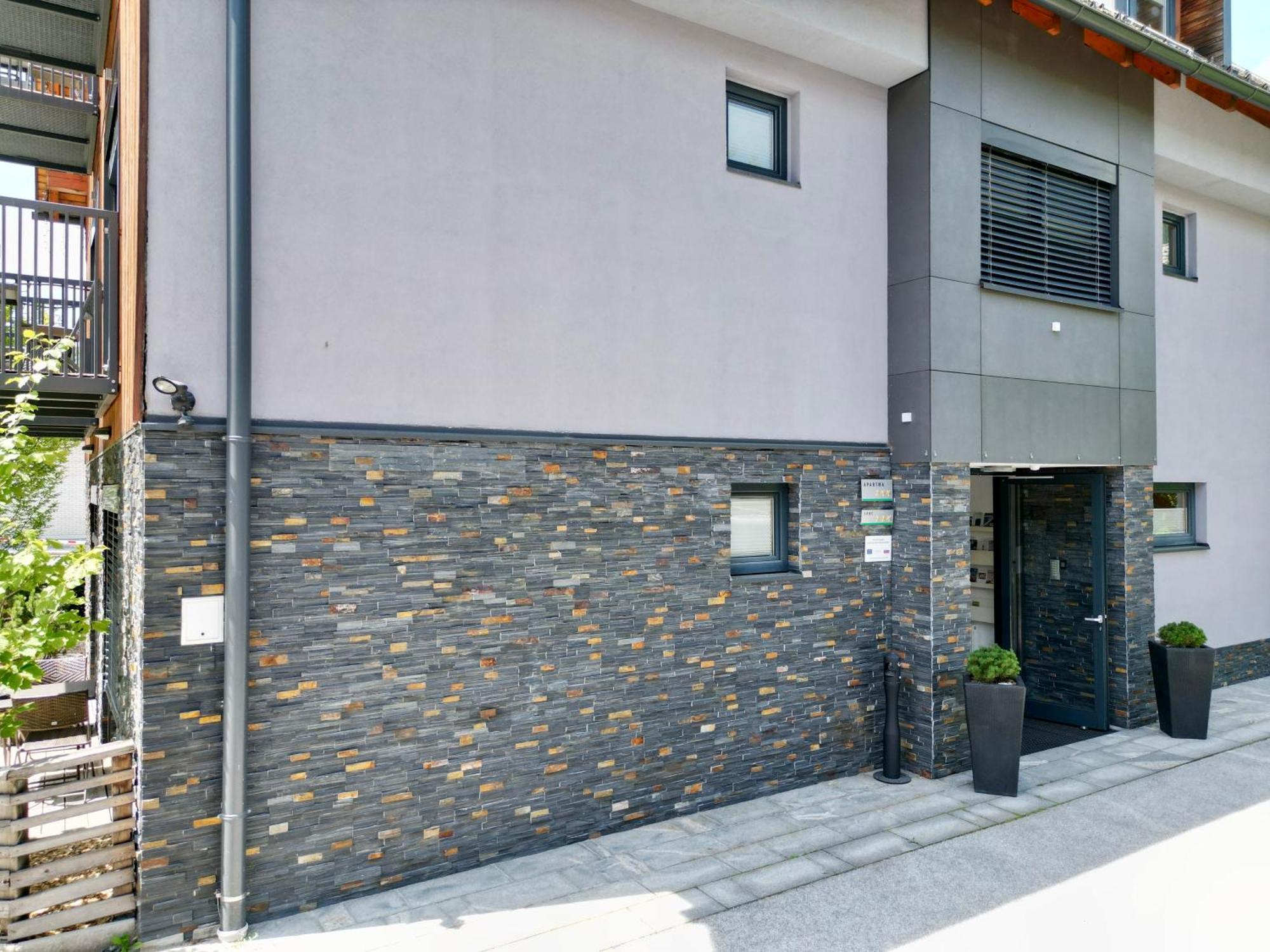Apartment Bernik II クランスカゴーラ エクステリア 写真